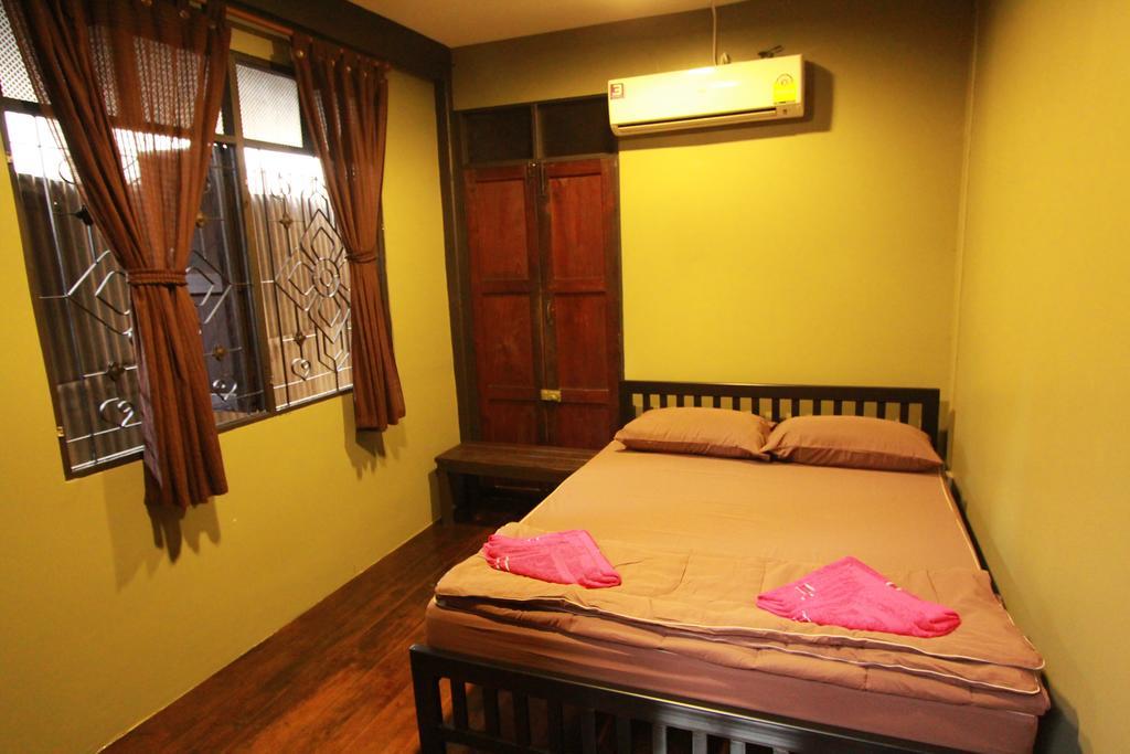 Viman Guesthouse Bangkok Buitenkant foto