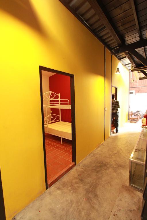 Viman Guesthouse Bangkok Buitenkant foto