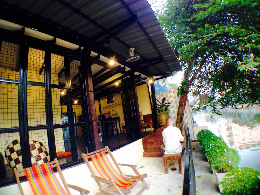Viman Guesthouse Bangkok Buitenkant foto