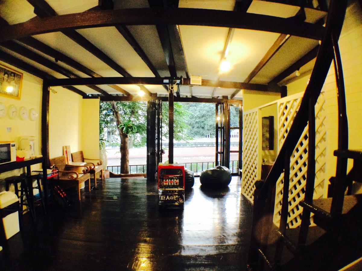 Viman Guesthouse Bangkok Buitenkant foto
