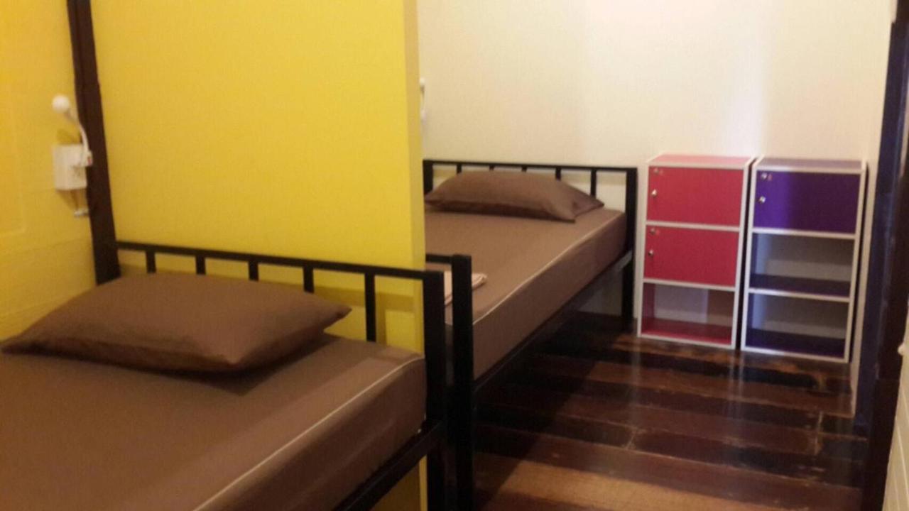 Viman Guesthouse Bangkok Buitenkant foto