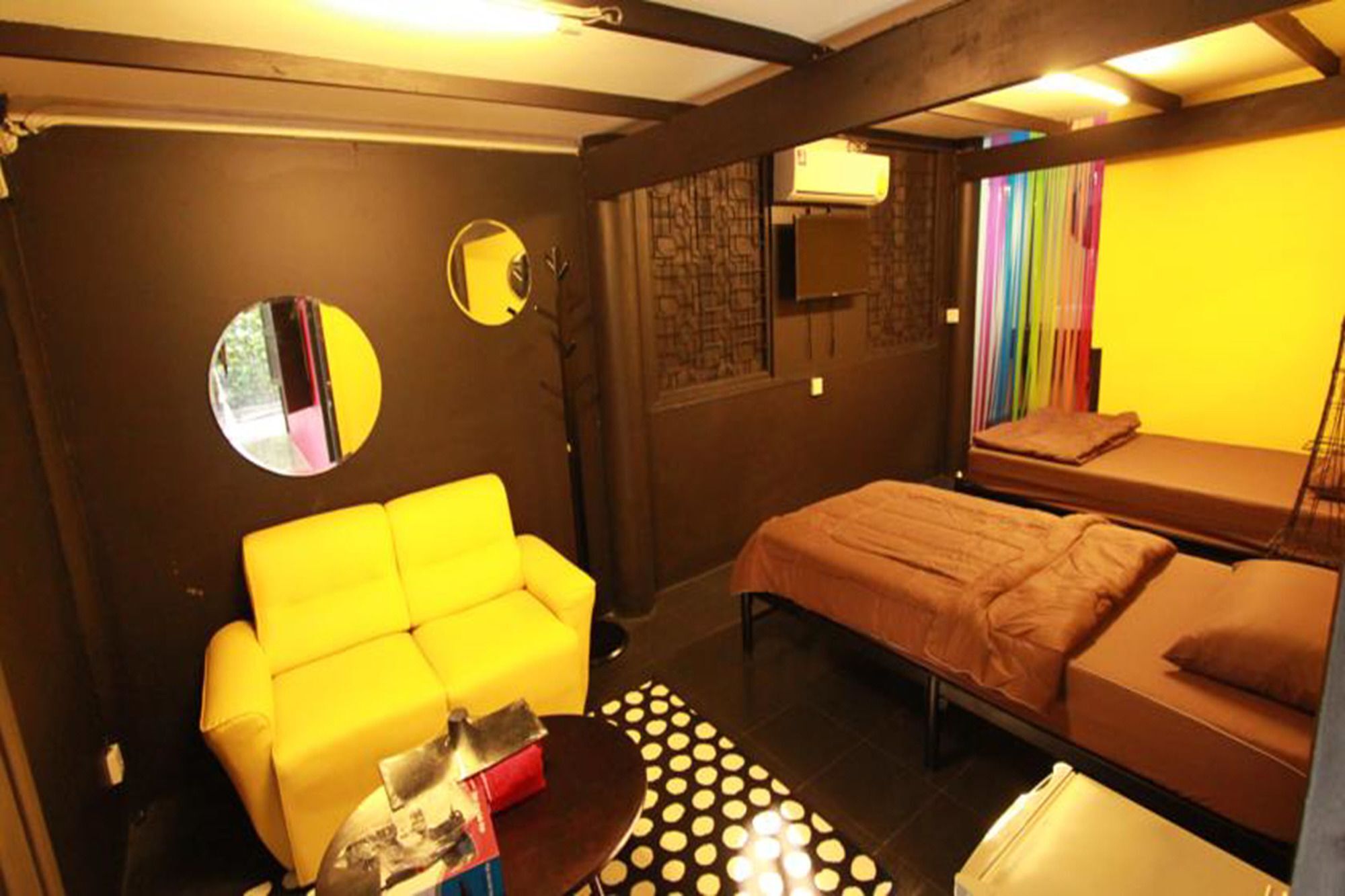 Viman Guesthouse Bangkok Buitenkant foto